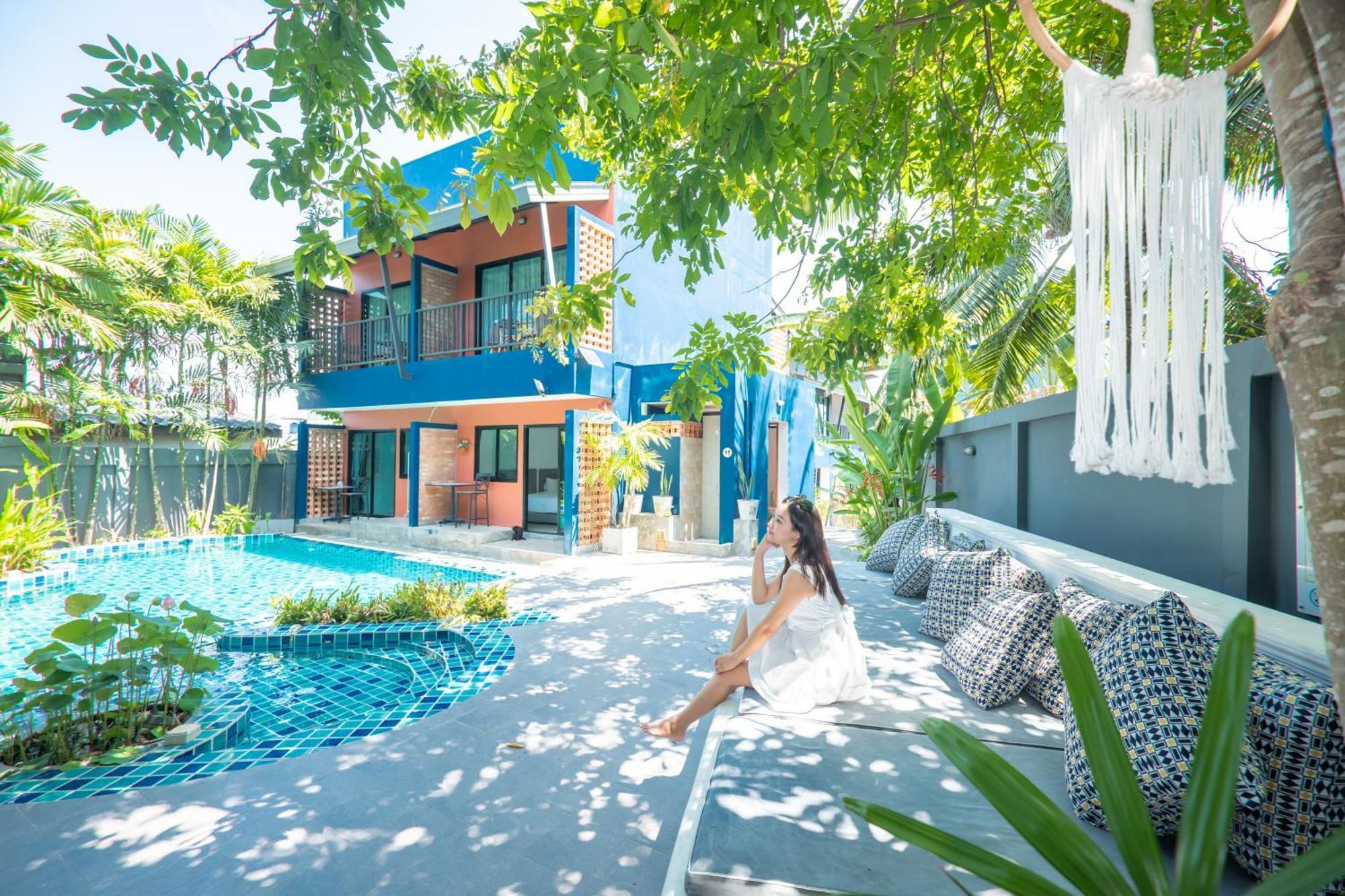 Kraam Silhouette Hotel And Cafe Phuket Чалонг Экстерьер фото