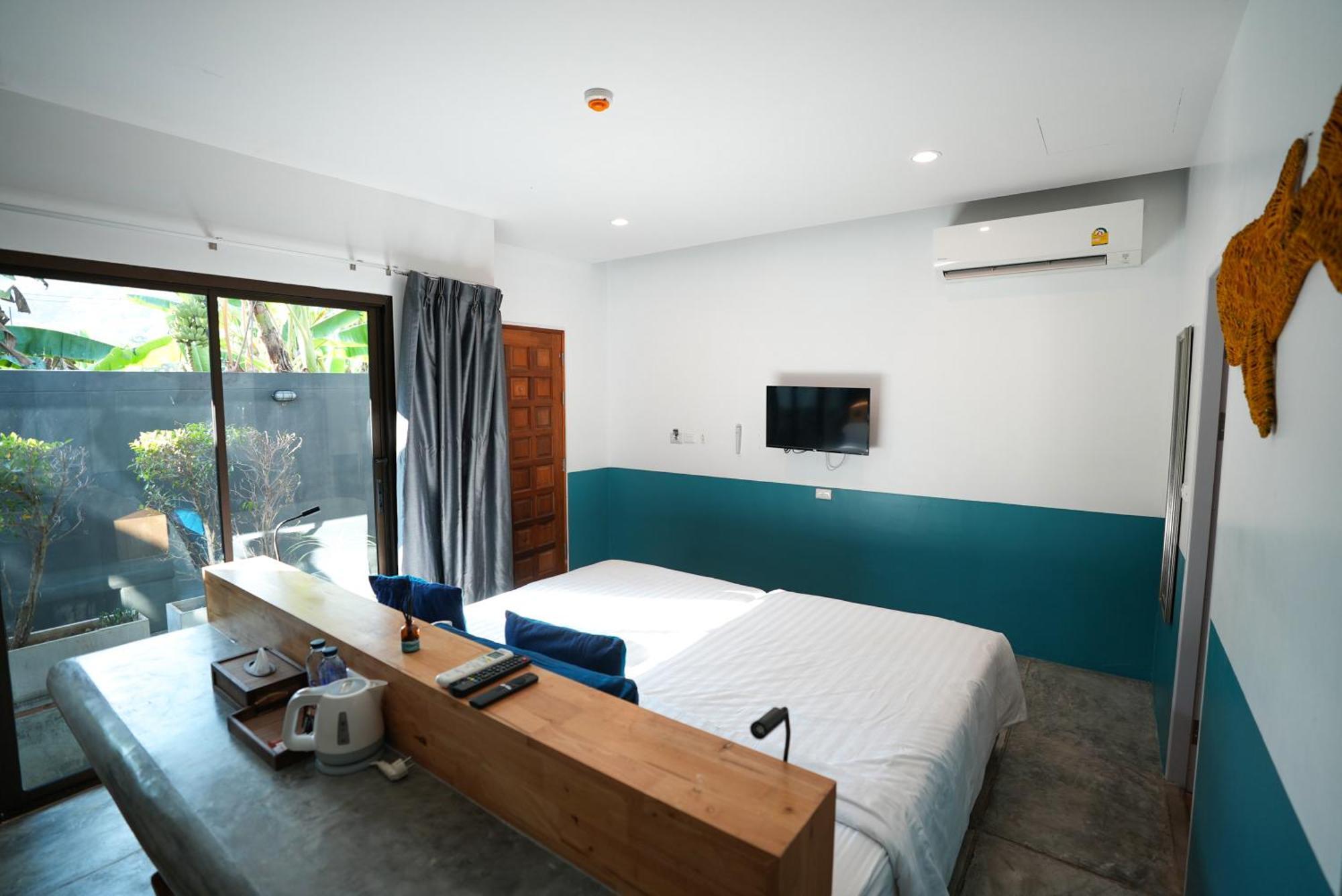 Kraam Silhouette Hotel And Cafe Phuket Чалонг Экстерьер фото